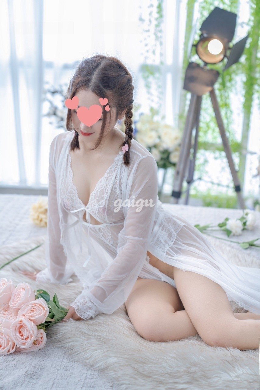 Baby Tú Linh em gái miền trung cực hot