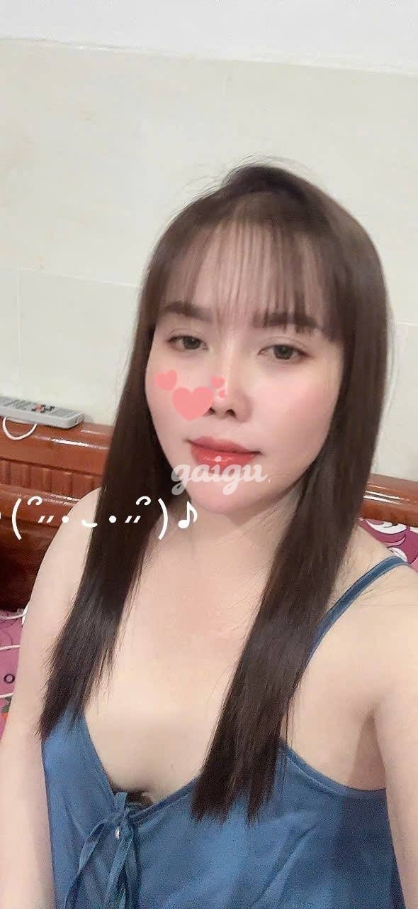 NGỌC ANH – DA TRẮNG CỰC ĐẸP – FACE ĐẸP KHỎI BÀN